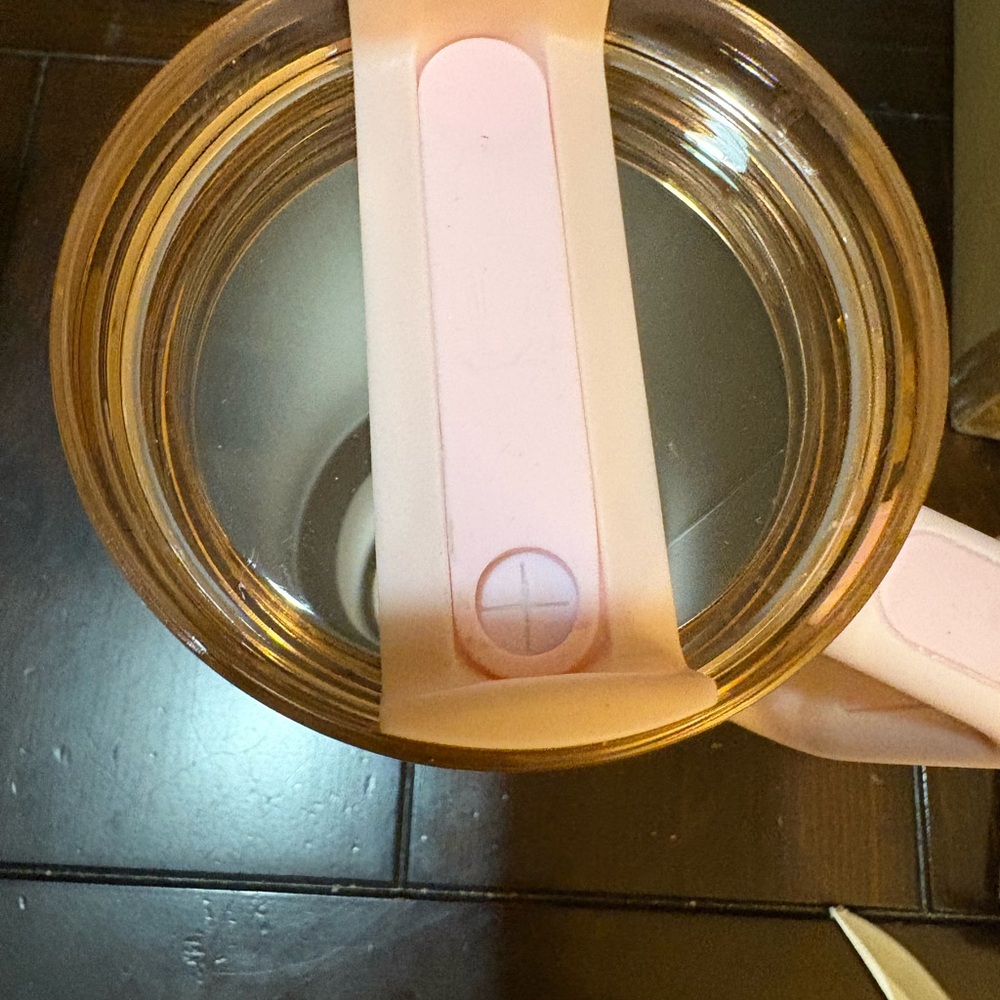 Stanley Hello Kitty LA Dodgers Tumbler, Pink - Picture 3 of 8